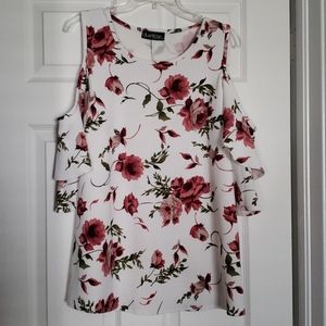 Maternity floral cold shoulder top size M